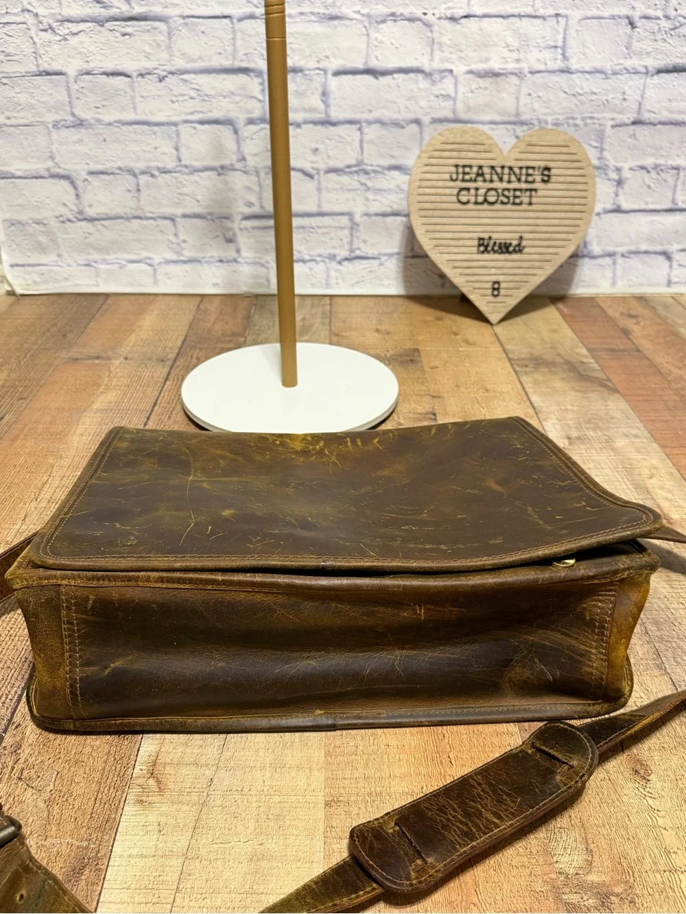 Rustic Leather Satchel Messenger Bag – Distressed Brown – No Brand